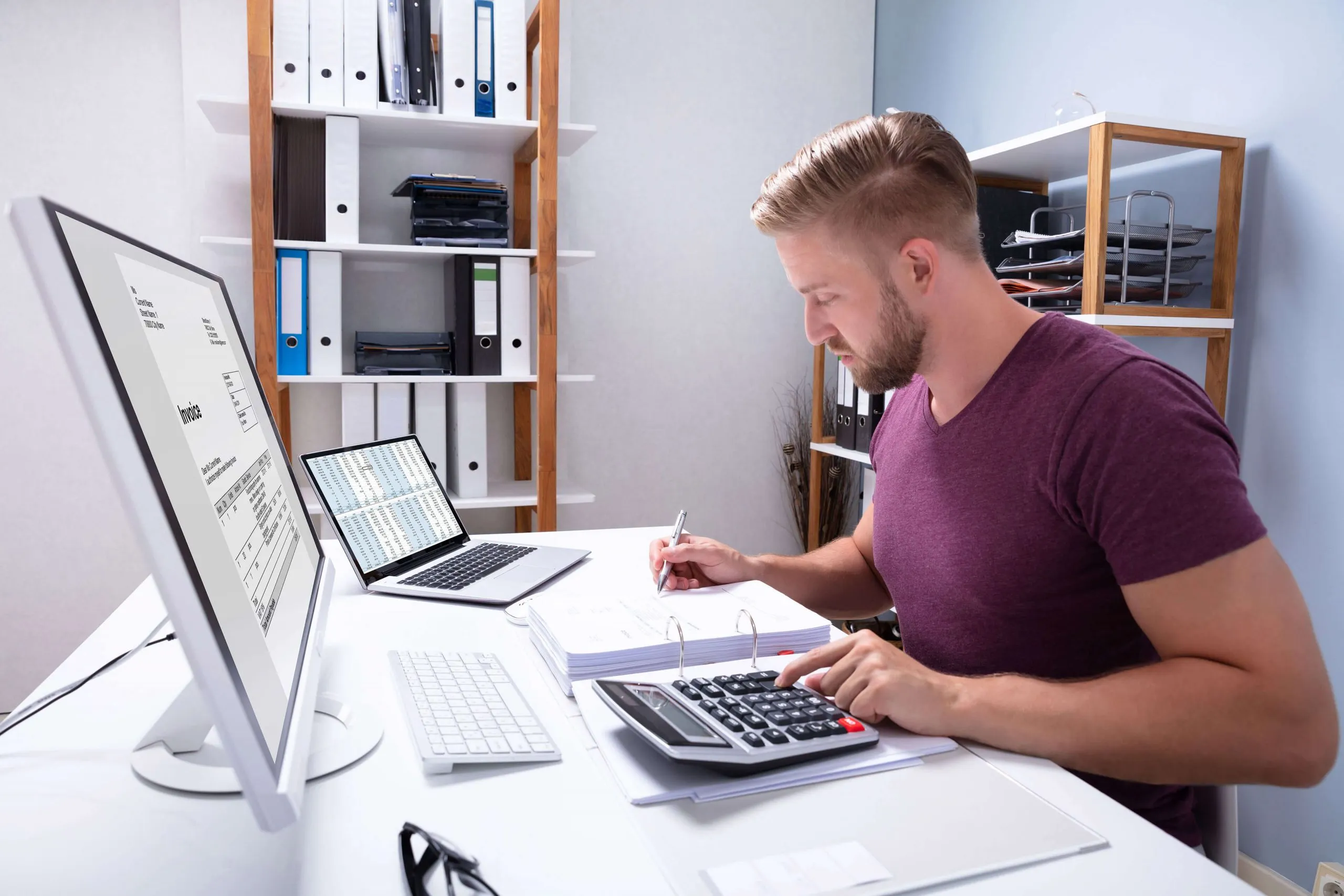 Extraordinary benefits for self-employed professionals