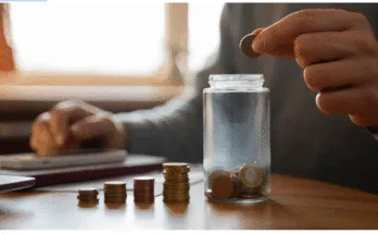 Illustration showing key features of a zero balance bank account with mobile banking and savings elements